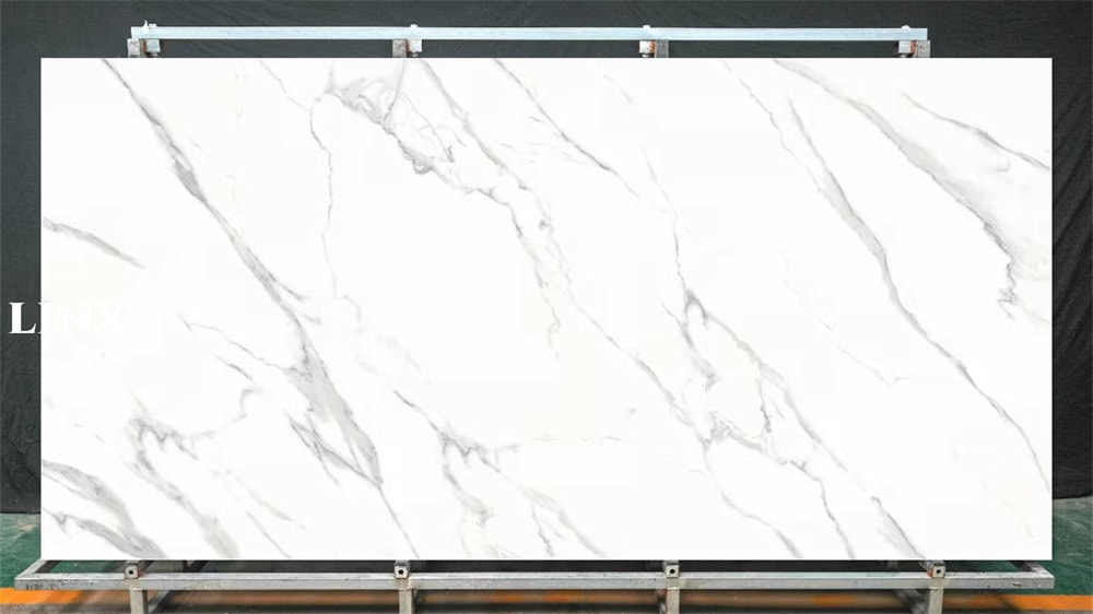 LXX56 Snow Mountain Sintered Stone Feature Linx Surfaces