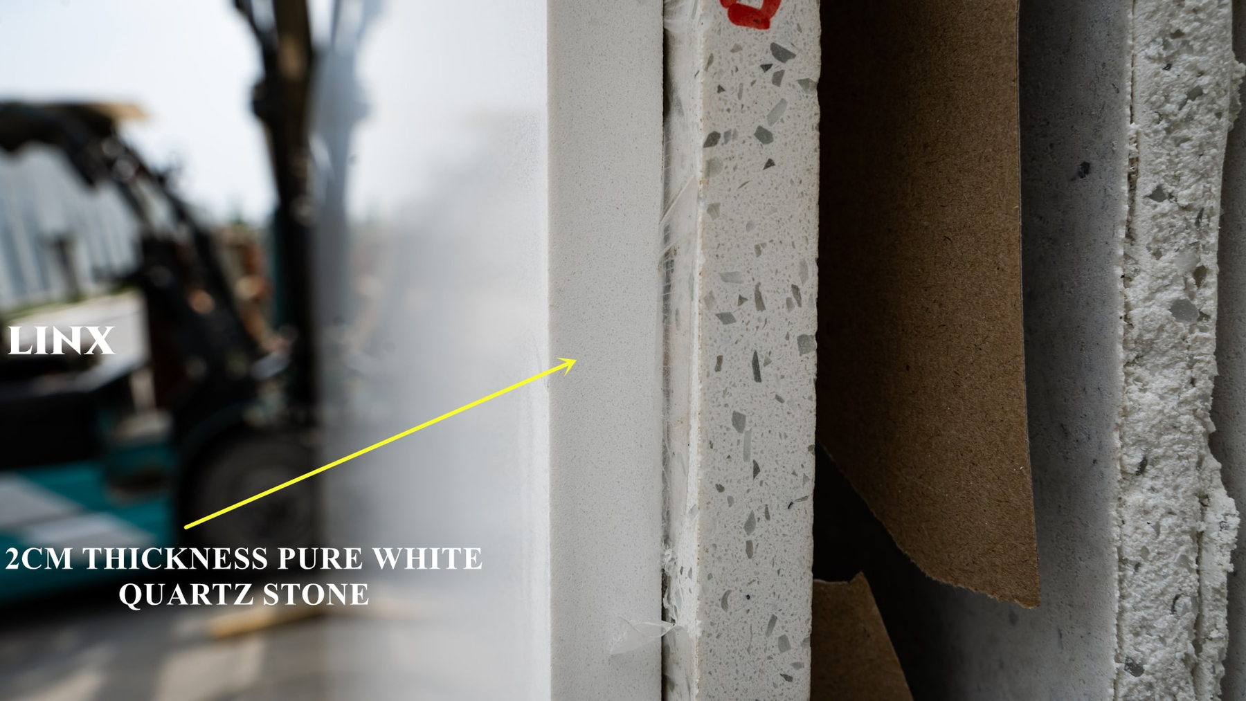 LX1000 PURE WHITE QUARTZ STONE CLOSE UP 1 LINX SURFACES