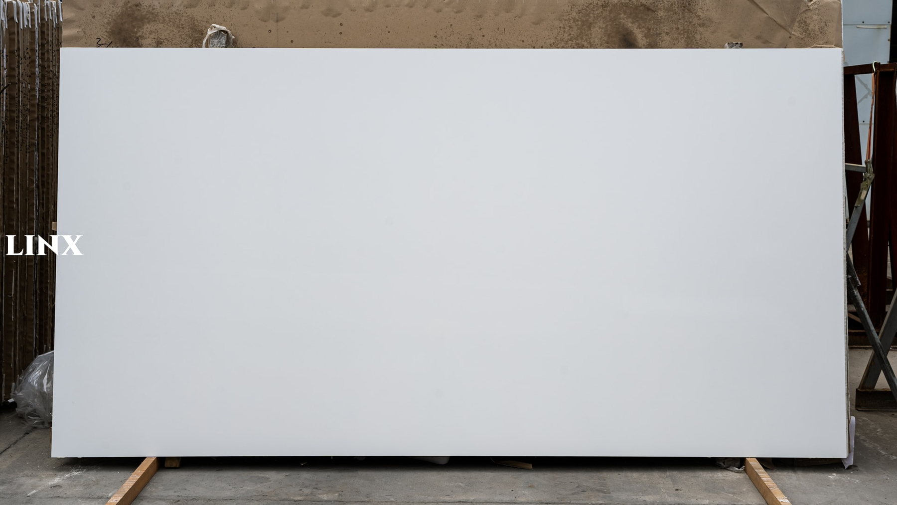 LX1000 PURE WHITE QUARTZ STONE LINX SURFACES