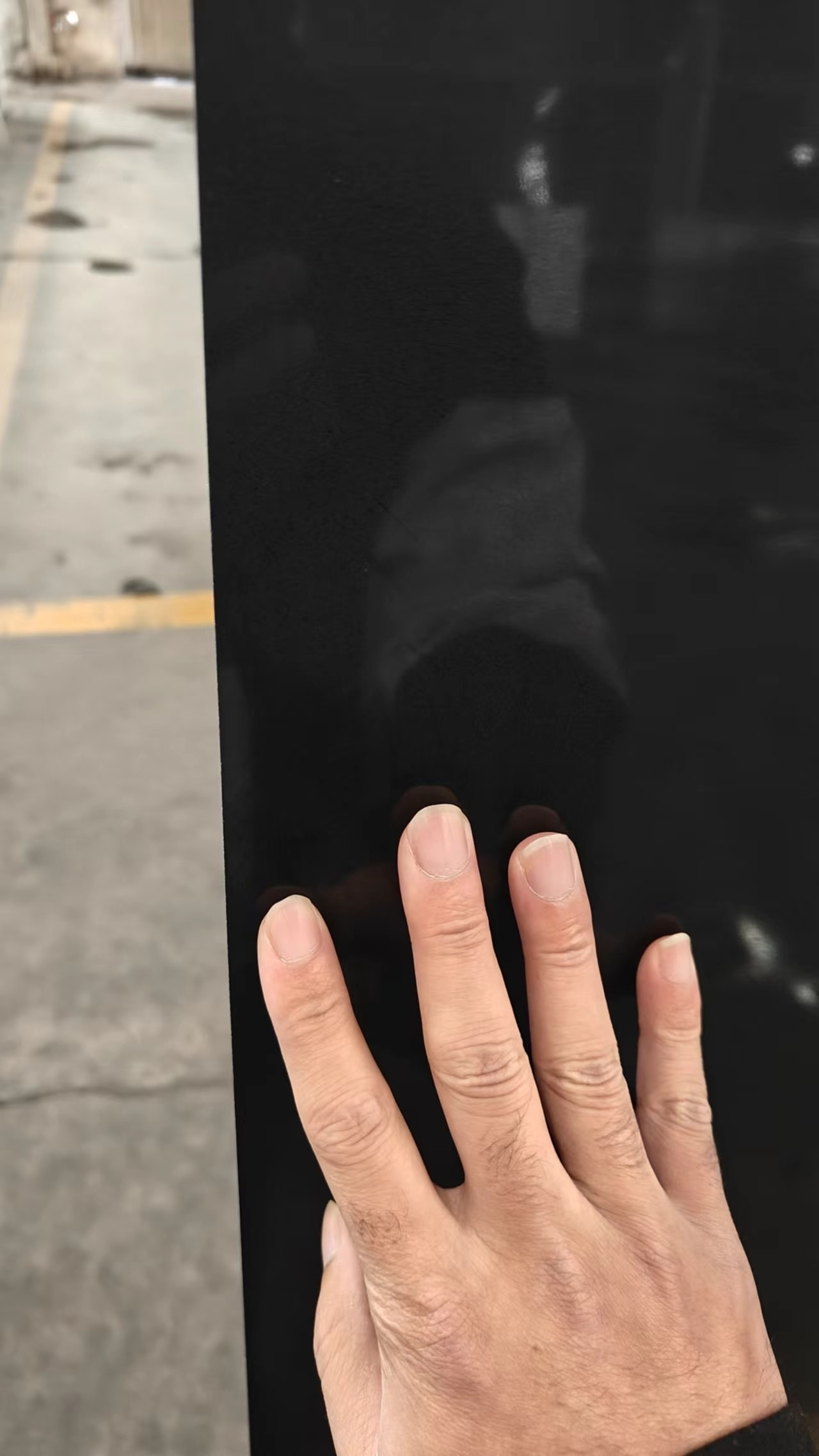 LX1001 PURE BLACK QUARTZ STONE CLOSE UP 4 LINX SURFACES