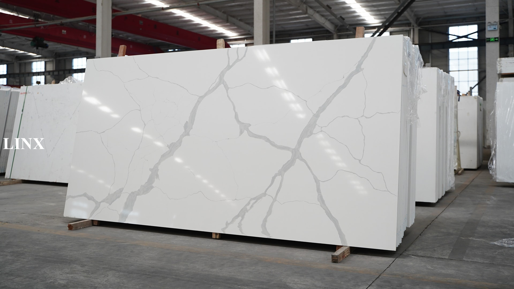 LX1040 Calacatta White Quartz Stone 2 Linx Surfaces