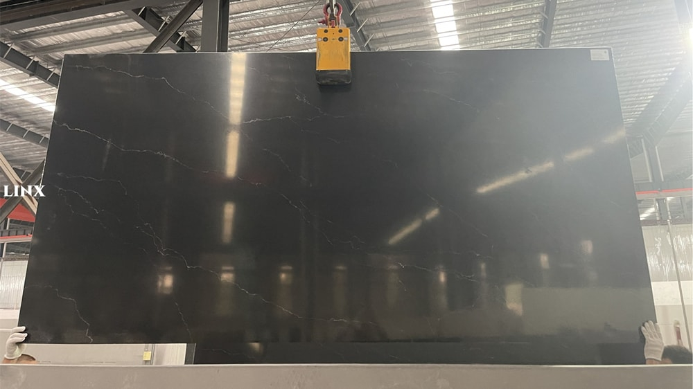 LX3515 CALACATTA BLACK QUARTZ STONE FEATURE LINX SURFACES