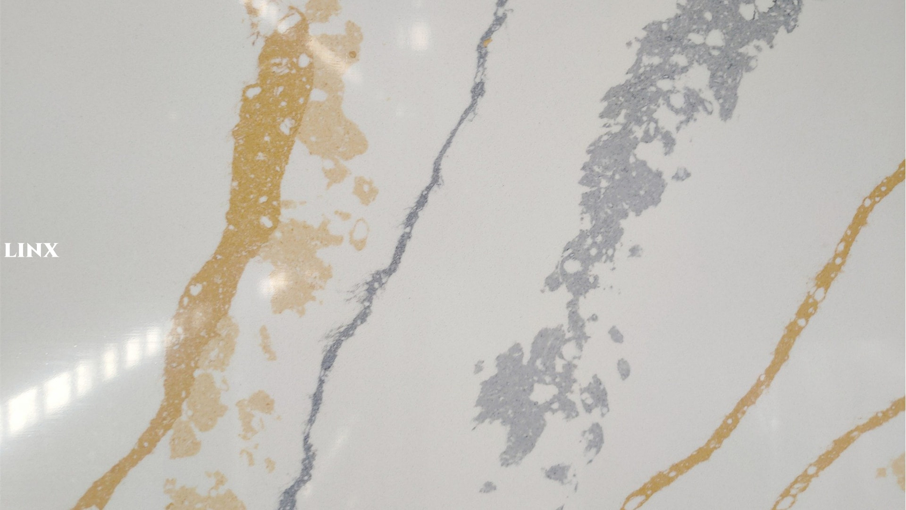 LX6060 CALACATTA GOLD QUARTZ STONE CLOSE UP 2 LINX SURFACES