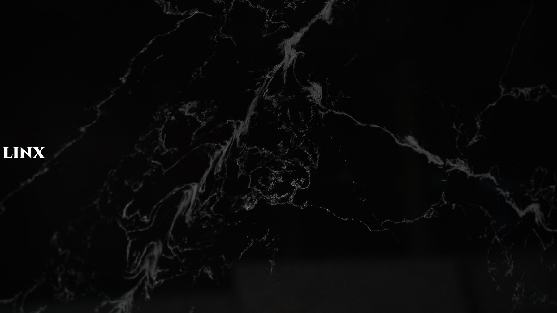 LX6693 CALACATTA BLACK QUARTZ STONE CLOSE UP 3 LINX SURFACES