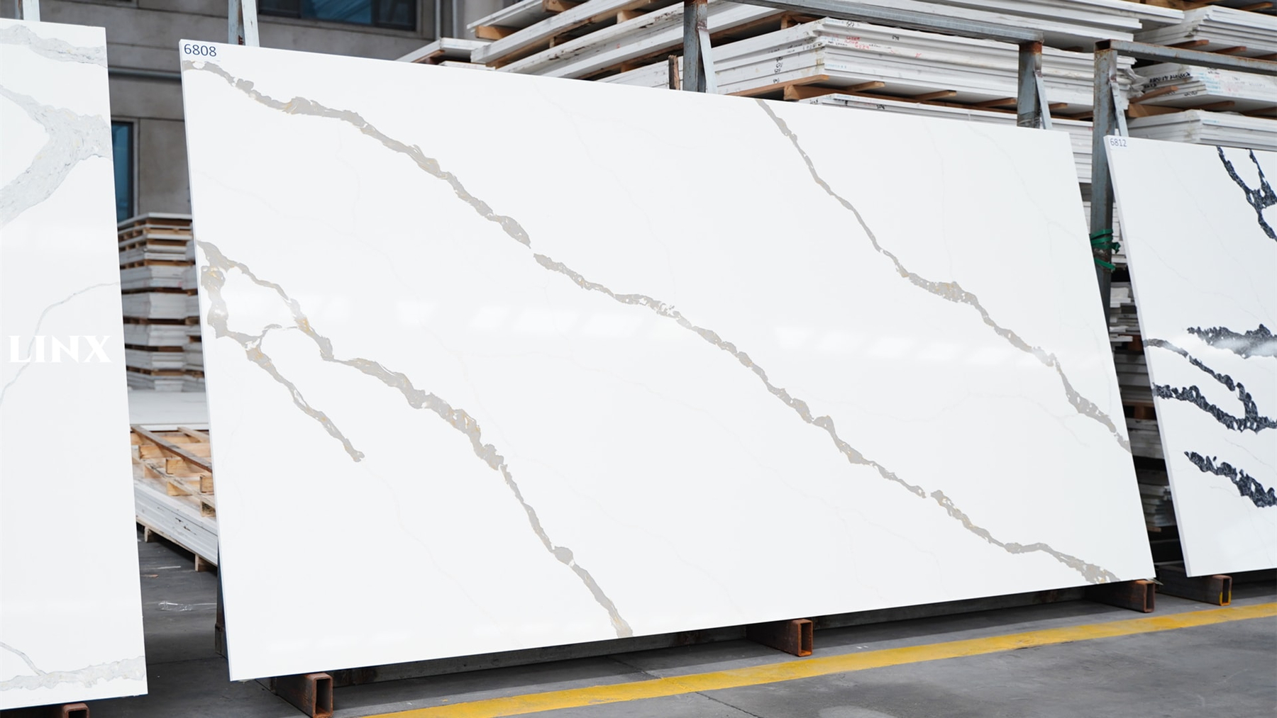 LX6808 CALACATTA WHITE QUARTZ STONE 1 LINX SURFACES