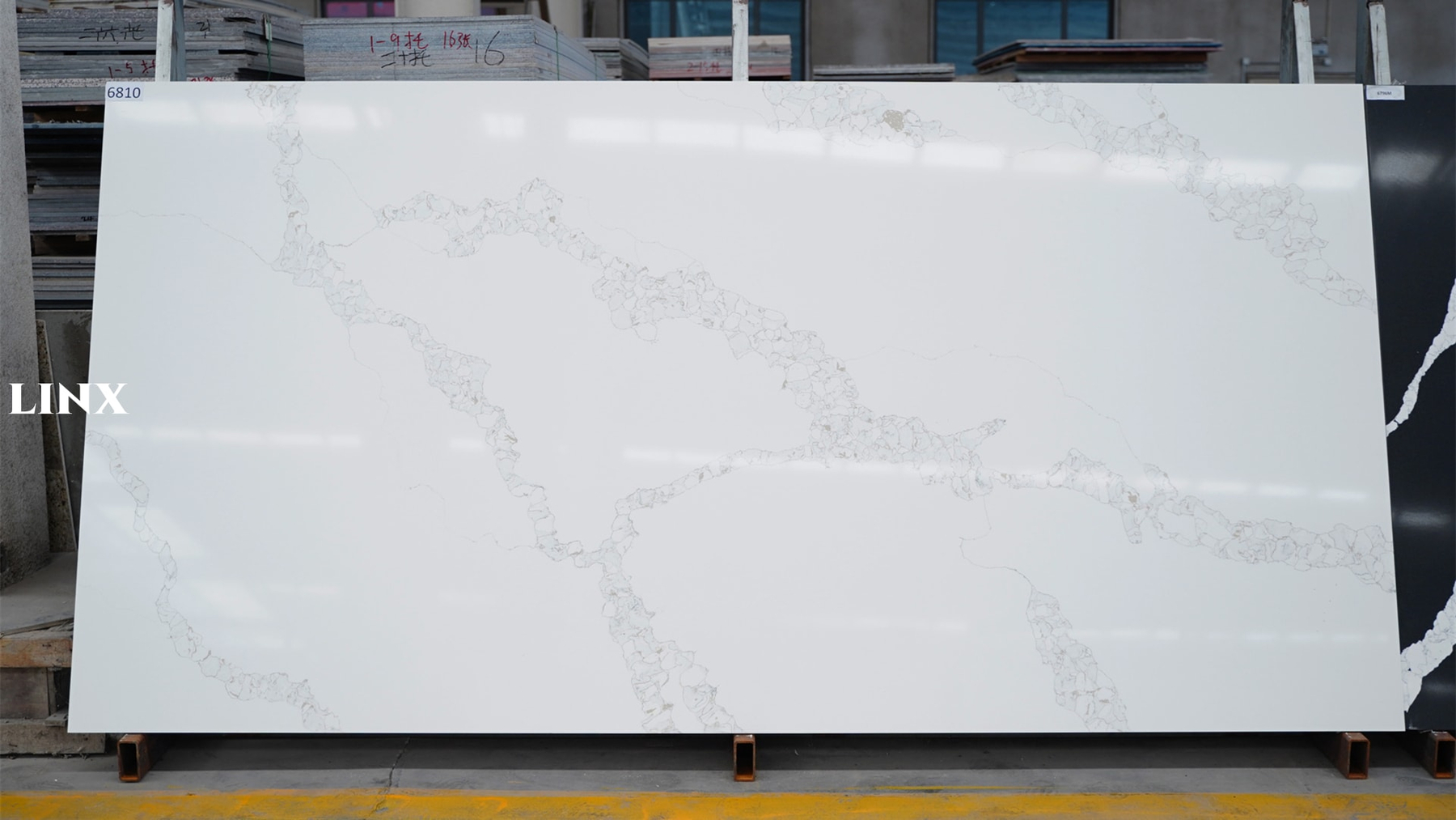 LX6810 CALACATTA WHITE QUARTZ STONE LINX SURFACES