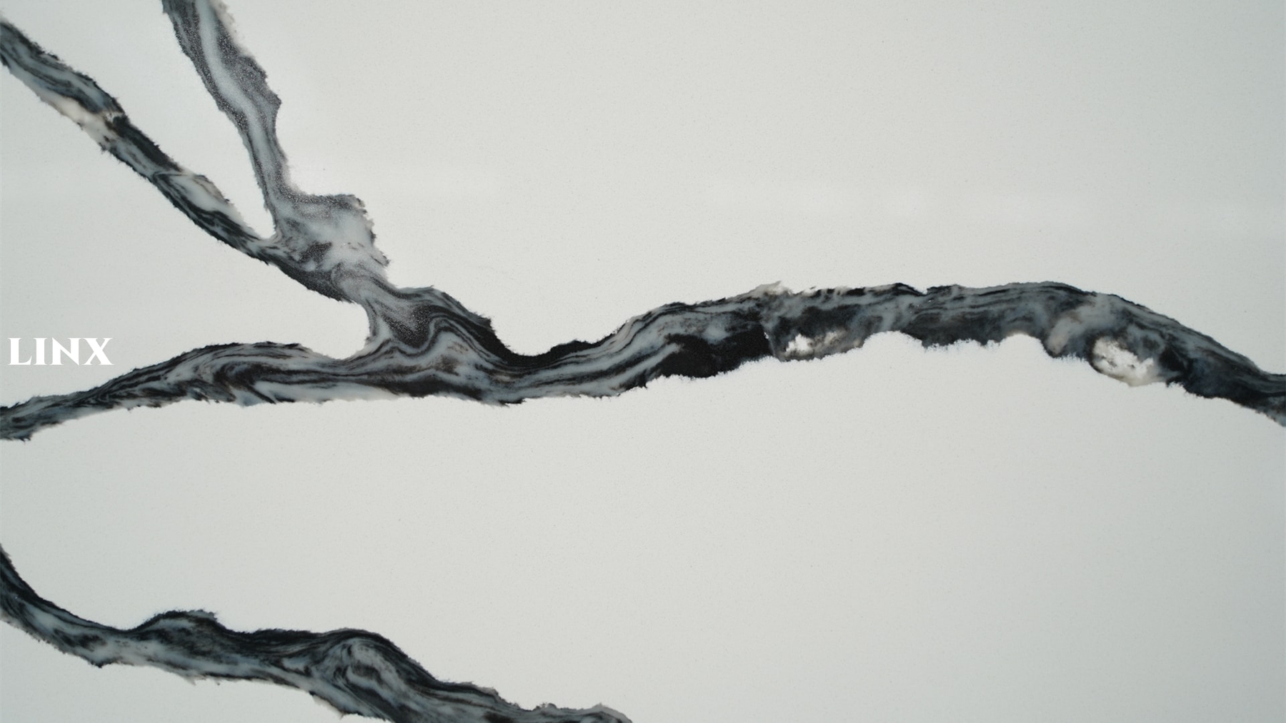 LX6819 CALACATTA BLACK VEIN QUARTZ STONE CLOSE UP 2 LINX SURFACES