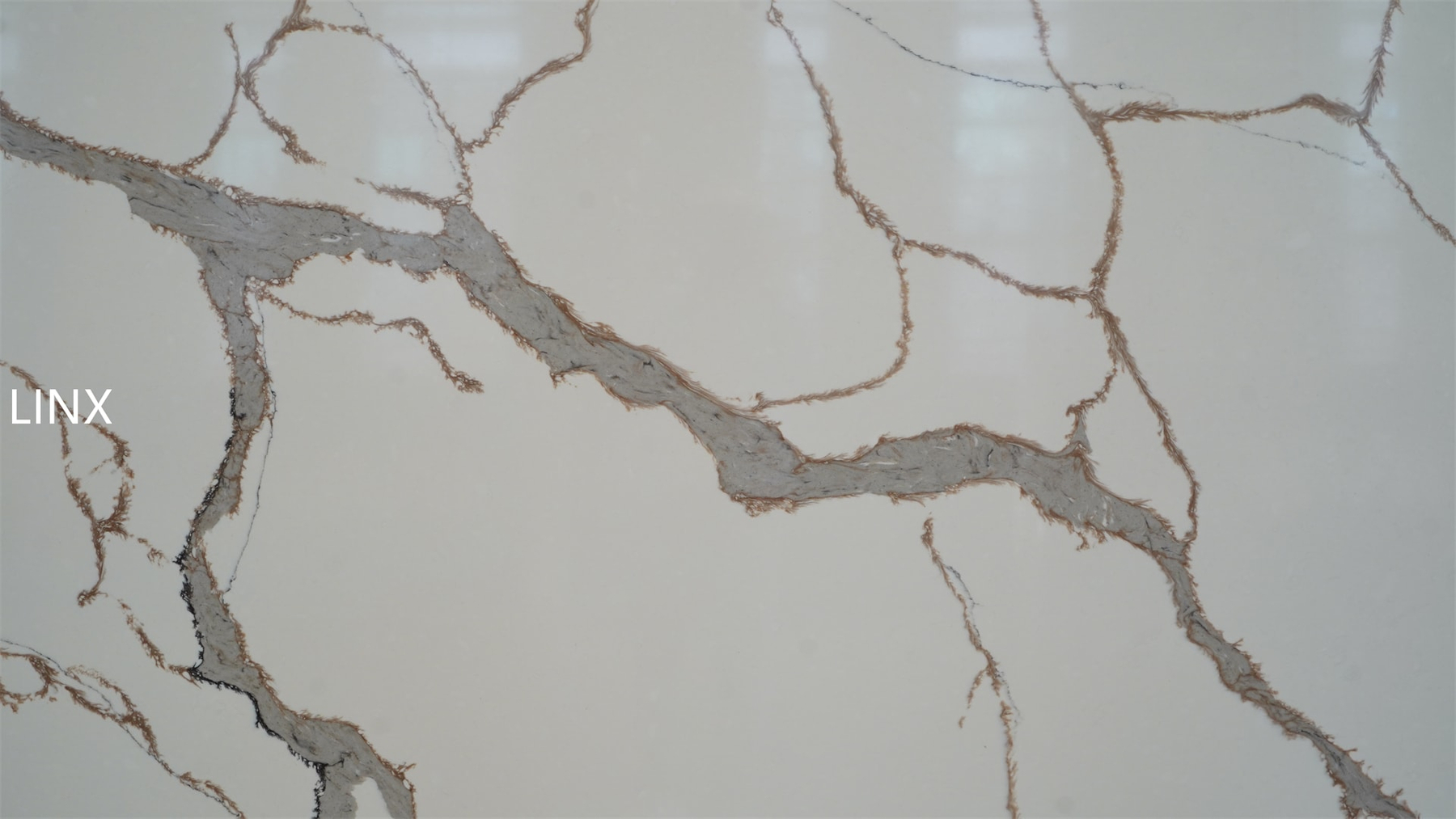 LX8003 STRONG ROAD QUARTZ STONE CLOSE UP 2 LINX SURFACES
