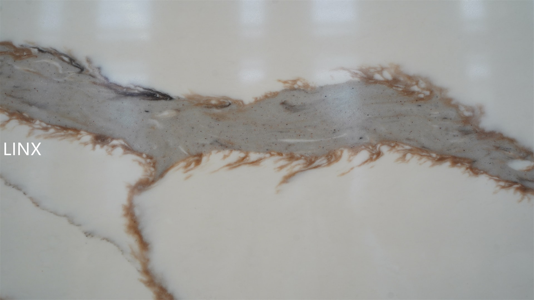 LX8003 STRONG ROAD QUARTZ STONE CLOSE UP 4 LINX SURFACES