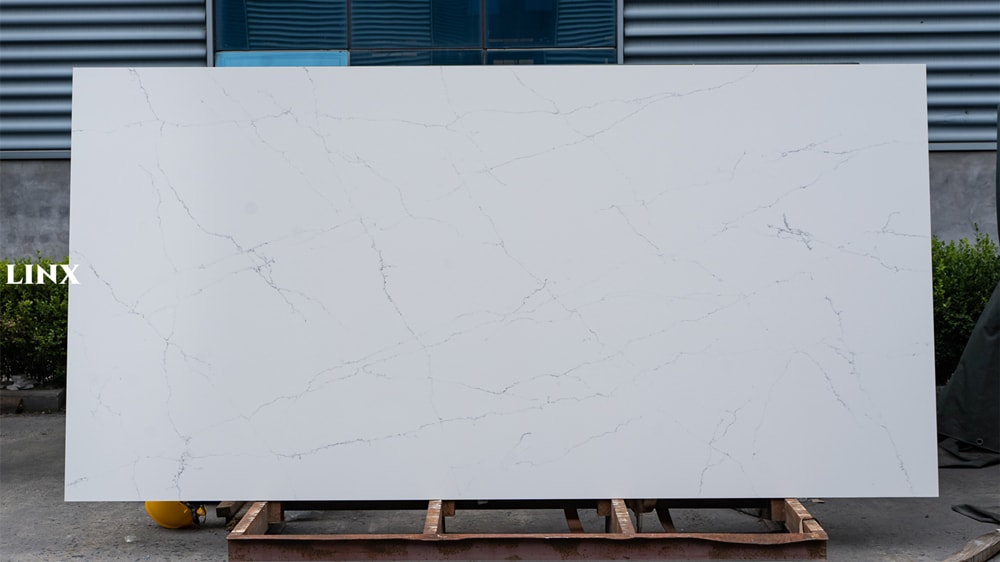 LX8084 CALACATTA WHITE QUARTZ STONE FEATURE LINX SURFACES