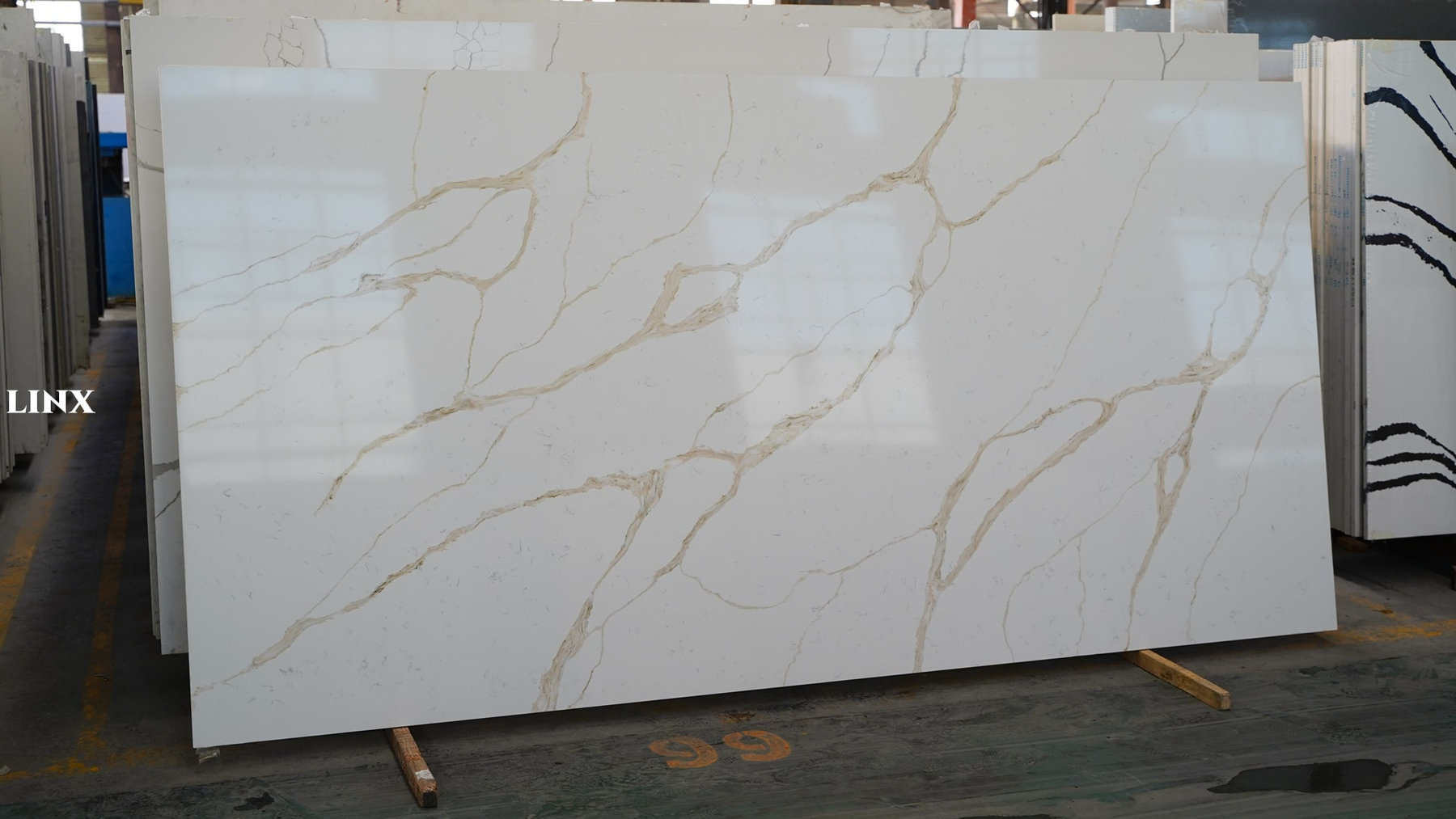 LX8165 CALCATTA GOLD QUARTZ STONE 1 LINX SURFACES