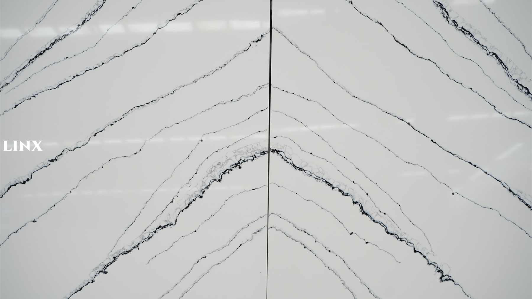 LX9007 WHITE SILK LUXURY QUARTZ STONE BOOKMATH DETAIL LINX SURFACES