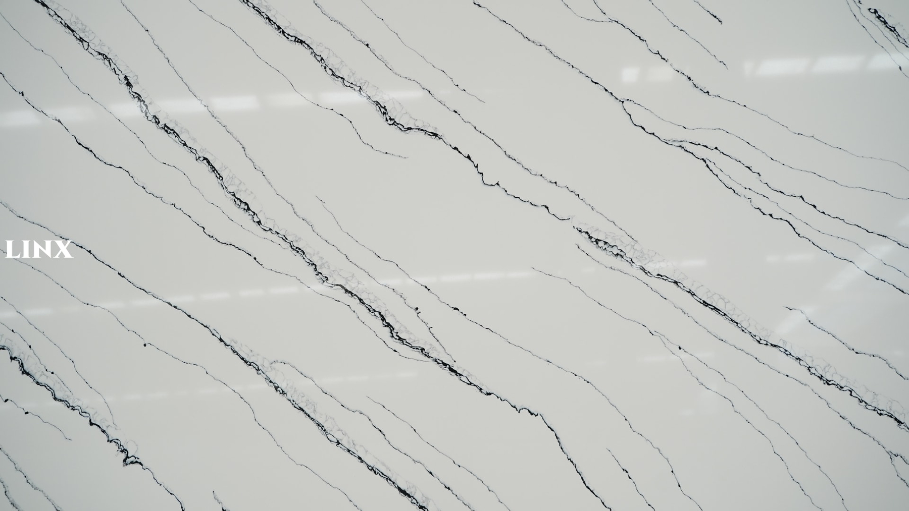 LX9007 WHITE SILK LUXURY QUARTZ STONE CLOSE UP LINX SURFACES