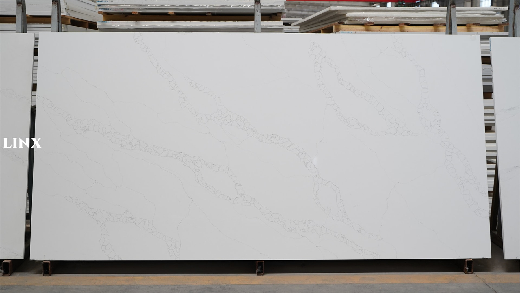 LX9013 CALACATTA WHITE QUARTZ STONE LINX SURFACES