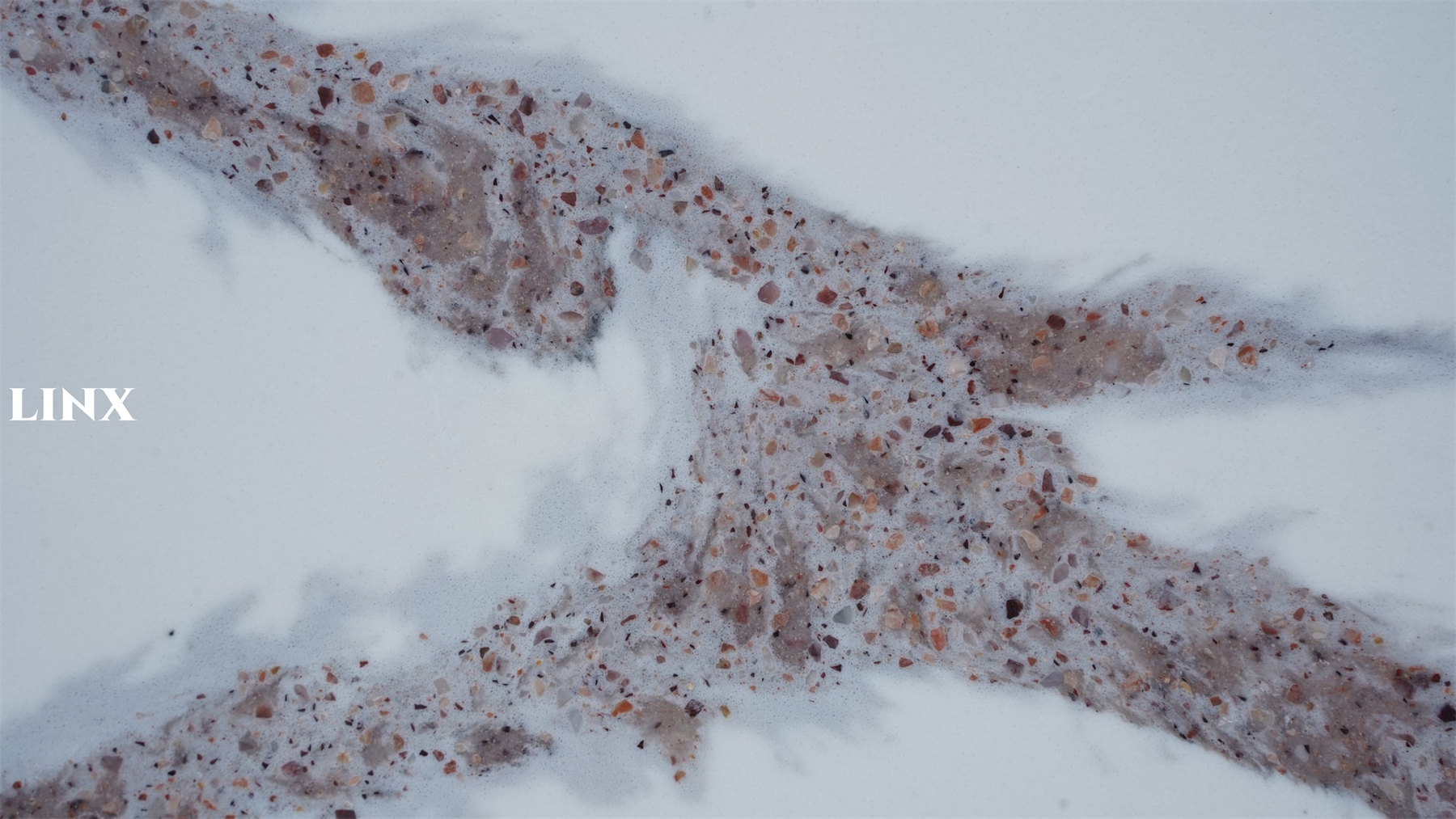 LX9020 CALACATTA QUARTZ STONE CLOSE UP 3 LINX SURFACES