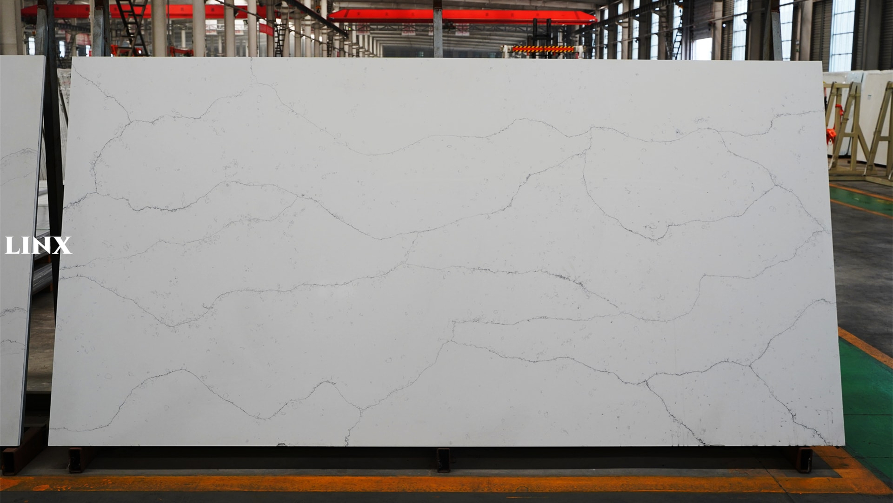 LX9028 CALACATTA WHITE QUARTZ STONE LINX SURFACES