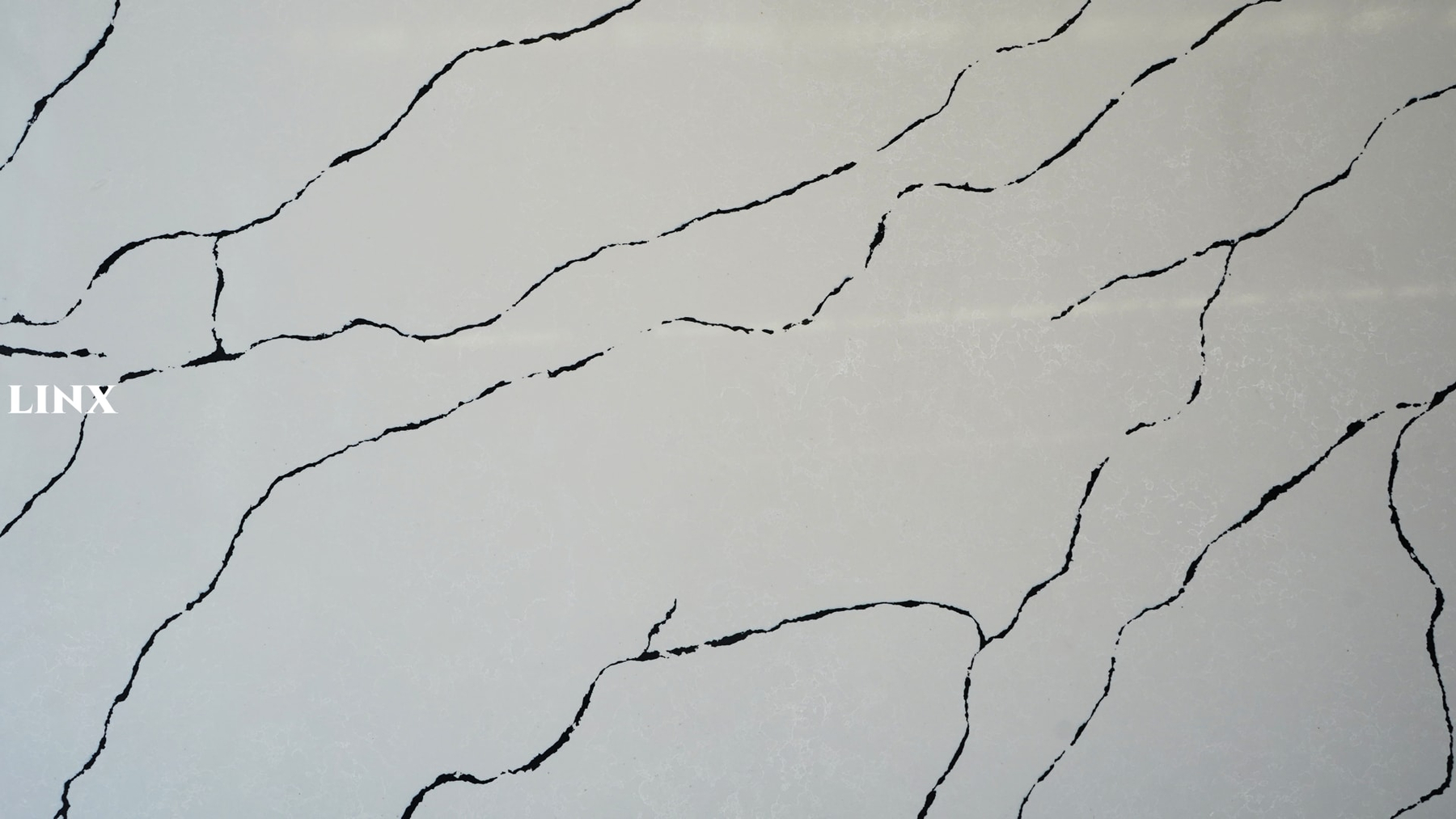 LX9035 CALACATTA JADE QUARTZ STONE CLOSE UP 1 LINX SURFACES