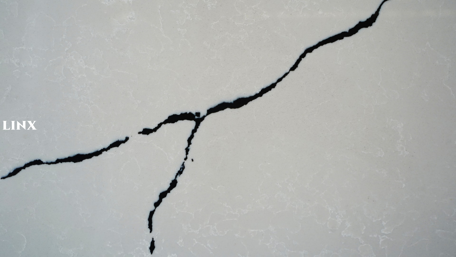 LX9035 CALACATTA JADE QUARTZ STONE CLOSE UP 2 LINX SURFACES