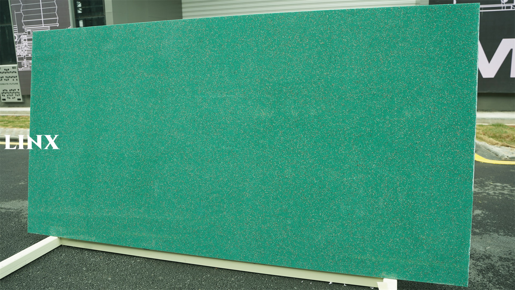 LXM009 GREEN SPIRIT JADE STONE 2 LINX SURFACES