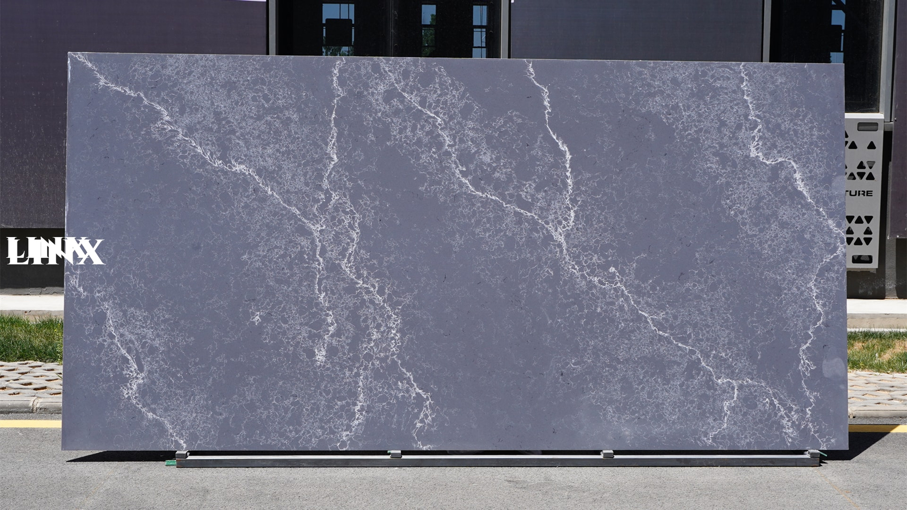 LXM9015 WONDER WHITE JADE STONE FOR COUNTERTOPS LINX SURFACES