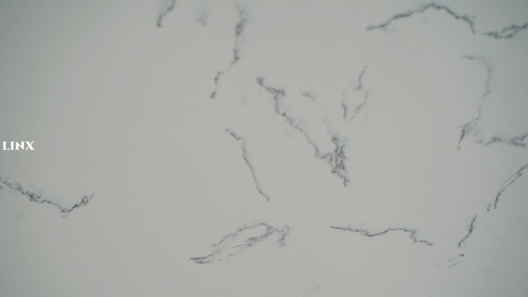 LXMIST CARRARA WHITE QUARTZ STONE CLOSE UP 3 LINX SURFACES