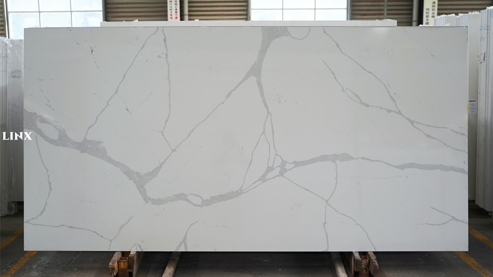 LX1027 CALACATTA WHITE QUARTZ STONE FEATURE LINX SURFACES