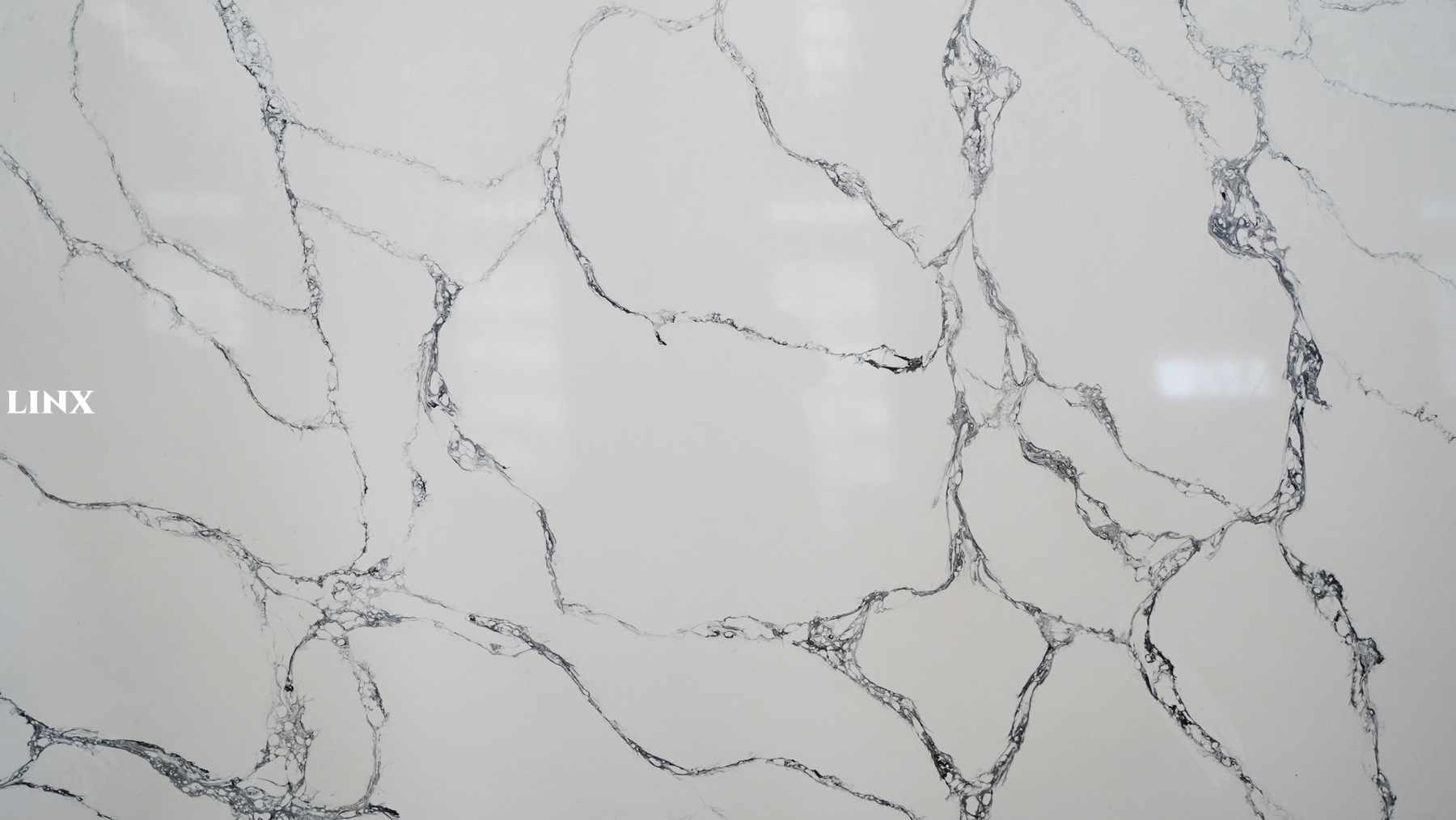 LX1120 CALACATTA WHITE QUARTZ STONE 3 LINX SURFACES