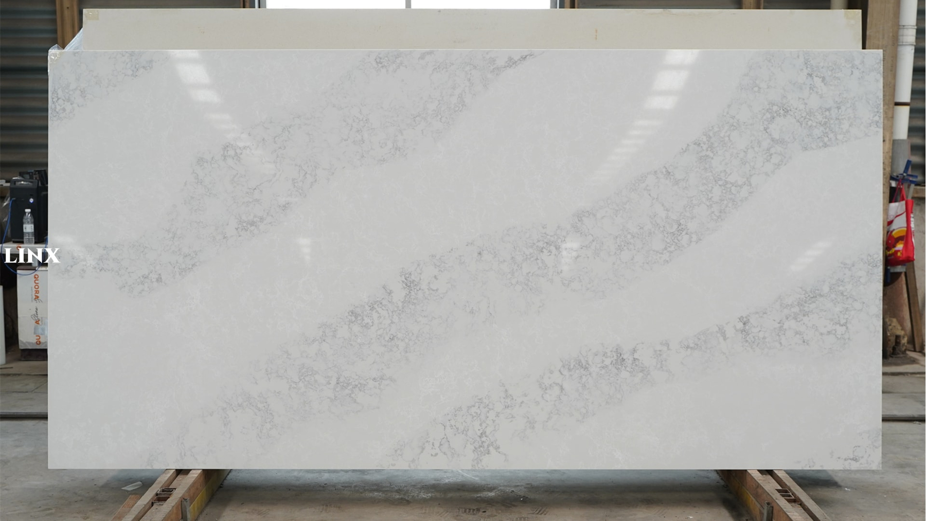 LX1202 CALACATTA MARBEL QUARTZ STONE LINX SURFACES