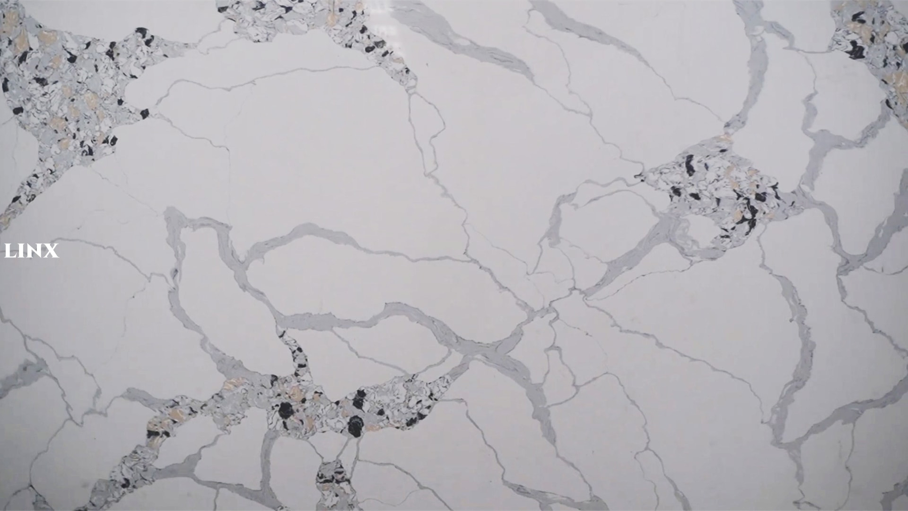 LX1216 CALACATTA WHITE QUARTZ STONE 2 LINX SURFACES
