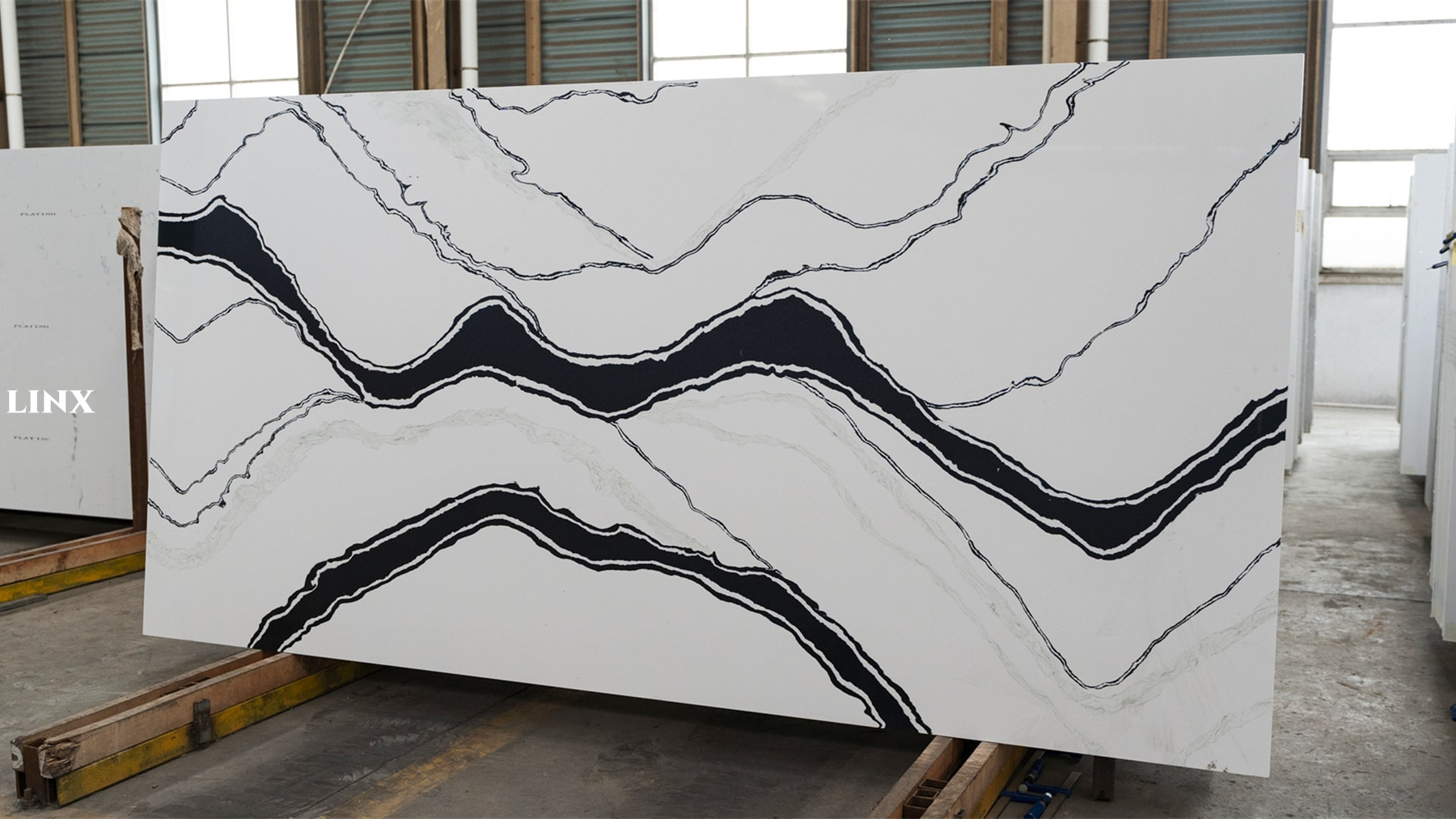 LX1218 CALACATTA WHITE QUARTZ STONE LINX SURFACES