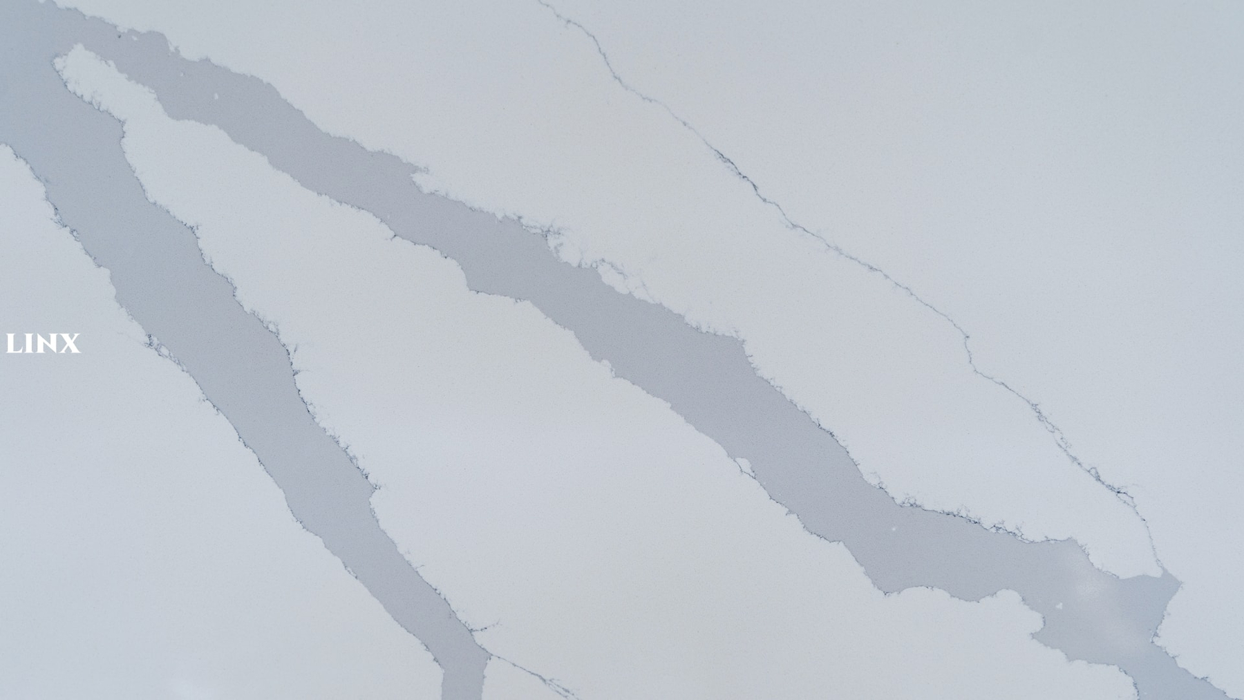 LX1805 CALACATTA WHITE QUARTZ STONE DETAIL 1 LINX SURFACES
