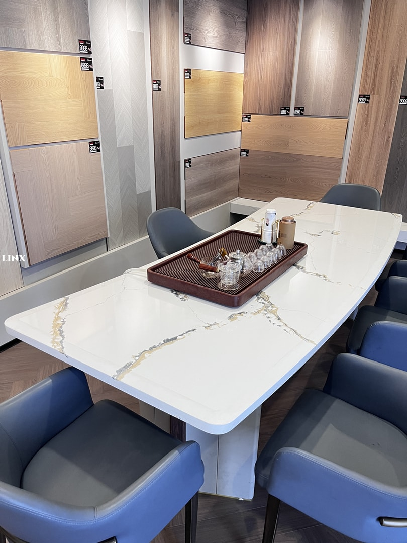 LX4023 CALACATTA GOLD QUARTZ STONE COUNTERTOP 2 LINX SURFACES