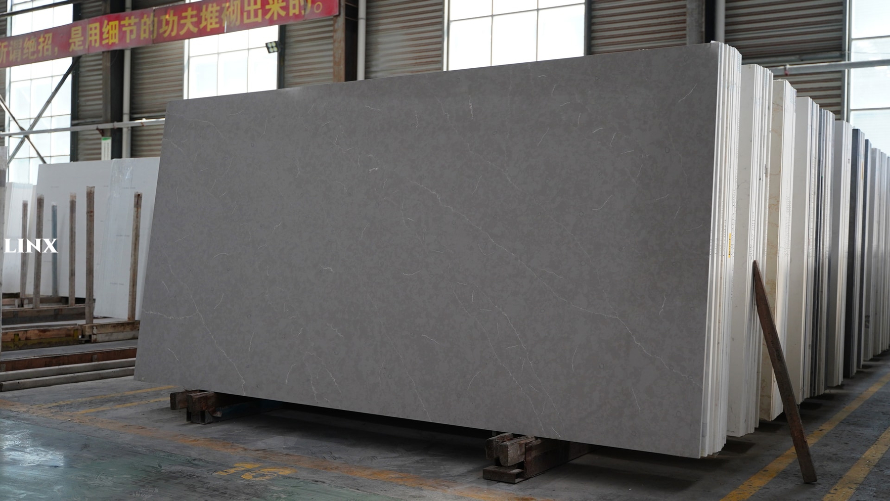 LX4049 CALACATTA GREY QUARTZ STONE 2 LINX SURFACES