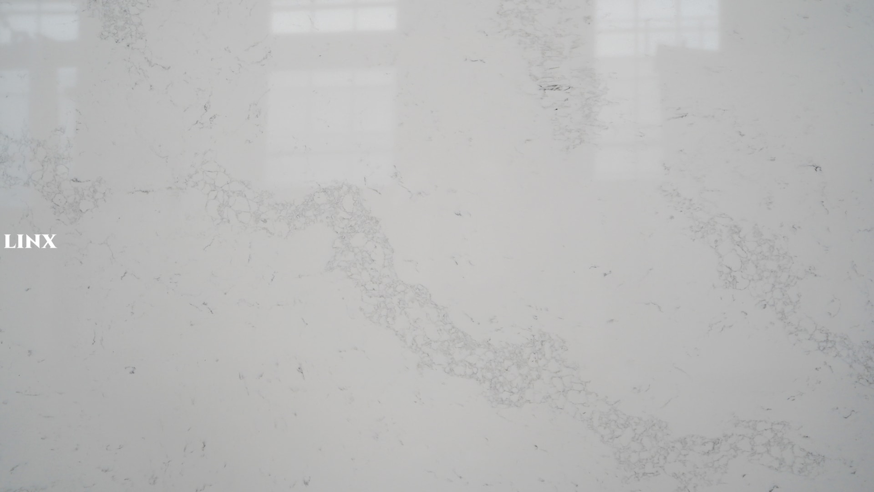 LX5031 CALACATTA WHITE QUARTZ STONE 14 LINX SURFACES