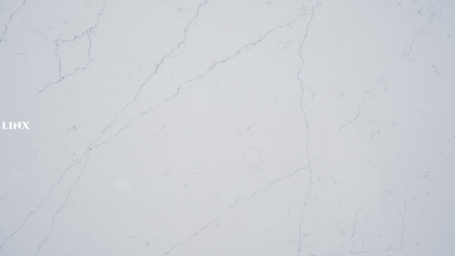 LX6017 CALACATTA WHITE QUARTZ STONE DETAIL 1 LINX SURFACES