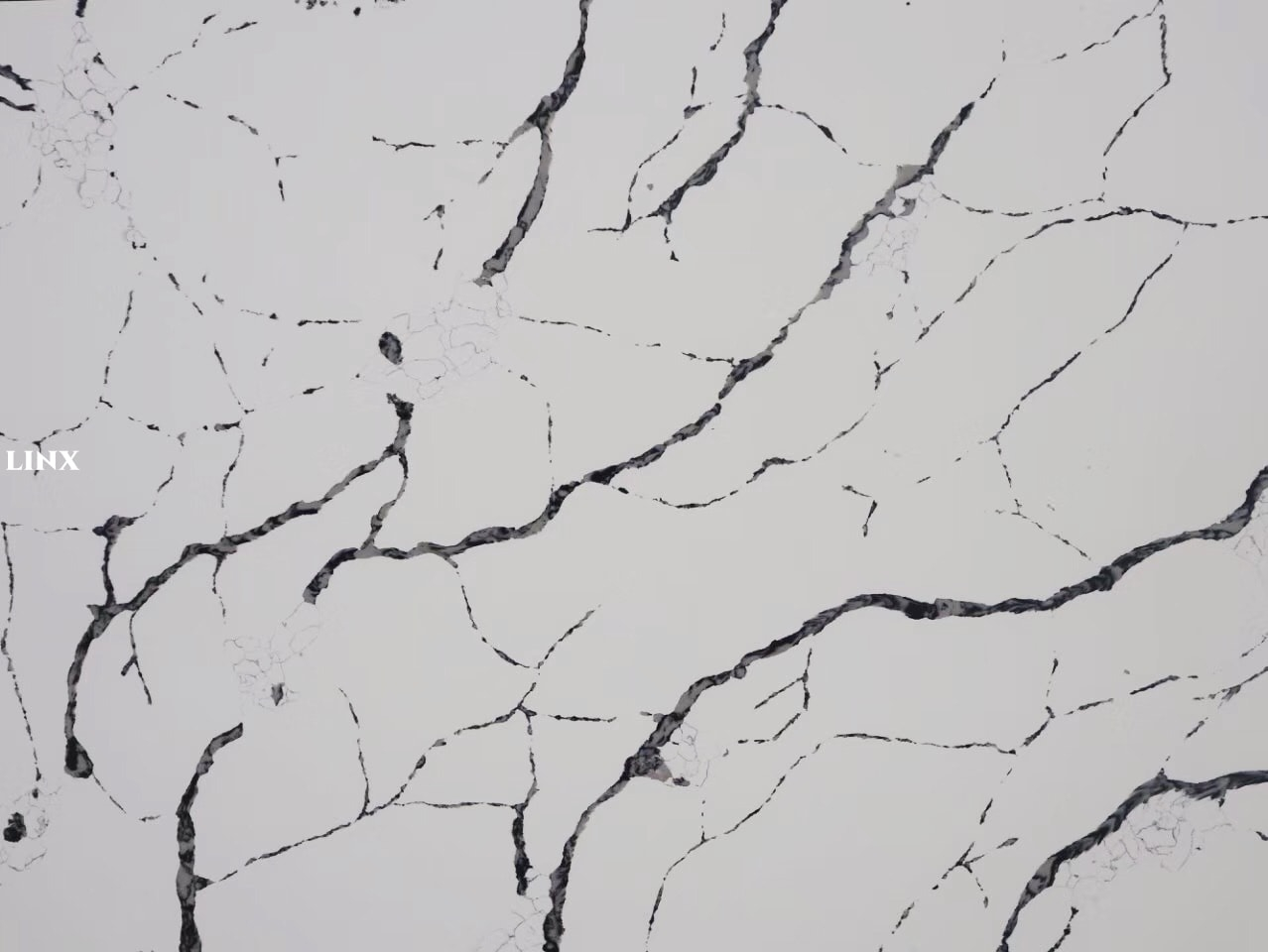 LX6033 CALACATTA WHITE QUARTZ STONE 4 LINX SURFACES