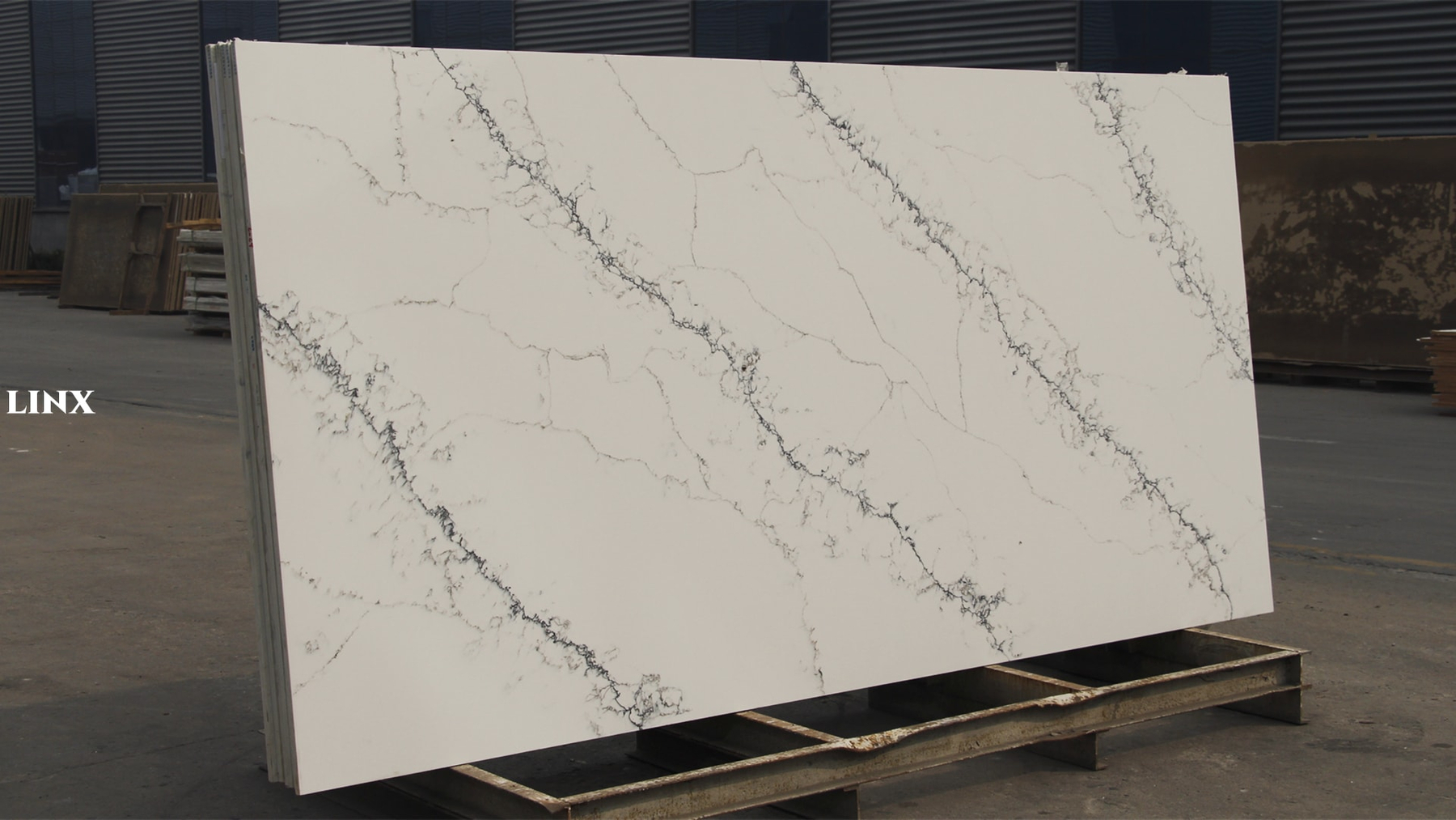 LX6069 CALACATTA WHITE QUARTZ STONE 3 LINX SURFACES