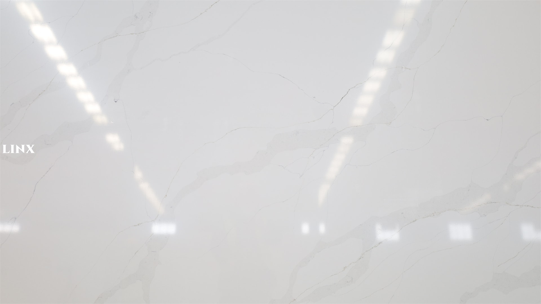 LX6074 CALACATTA WHITE QUARTZ STONE DETAIL 1 LINX SURFACES
