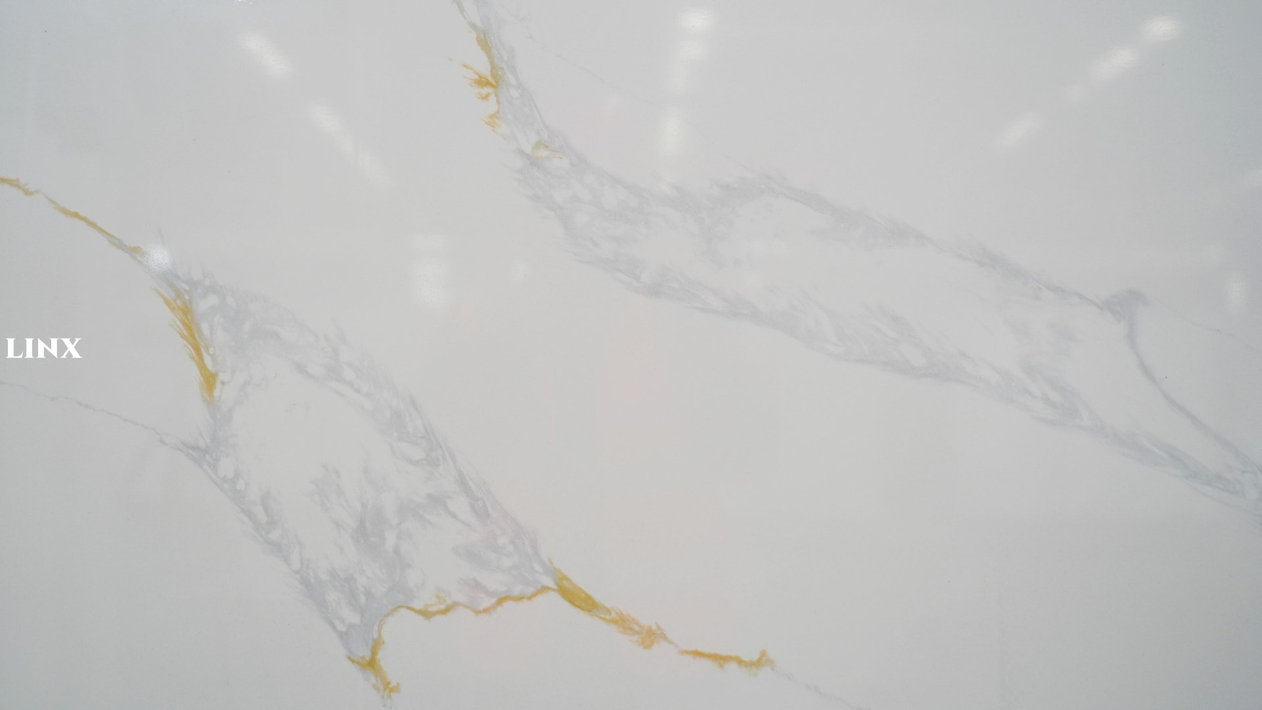 LX6123 CALACATTA GOLD QUARTZ STONE DETAIL 3 LINX SURFACES