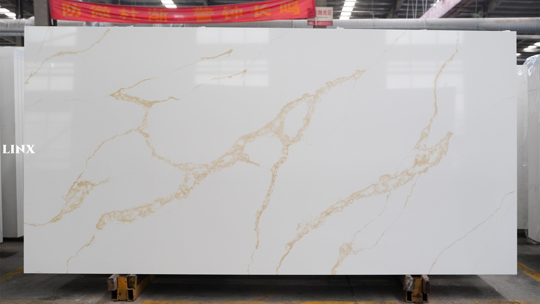LX6150 CALACATTA GOLD QUARTZ STONE LINX SURFACES