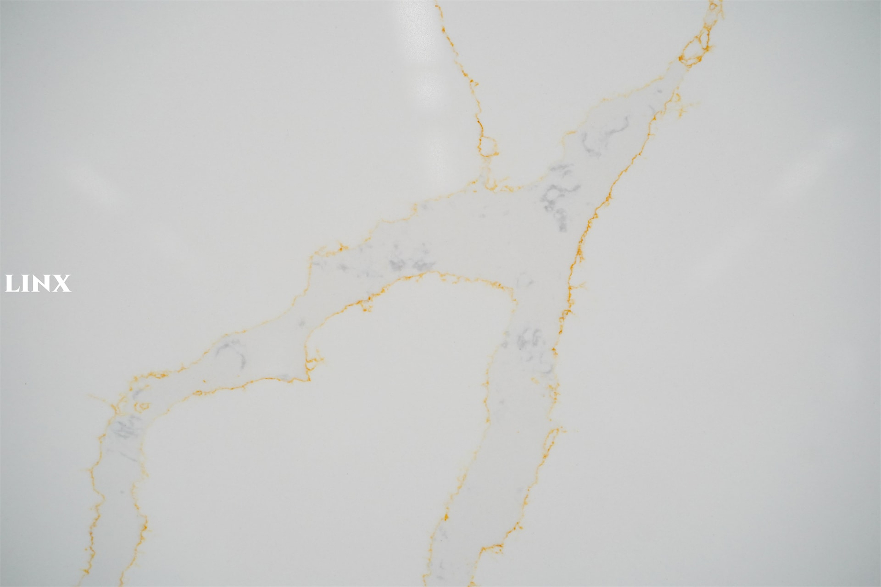 LX6155 CALACATTA GOLD QUARTZ STONE DETAIL 2 LINX SURFACES