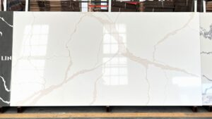 LX6684 CALACATTA GOLD QUARTZ STONE FEATURE LINX SURFACES