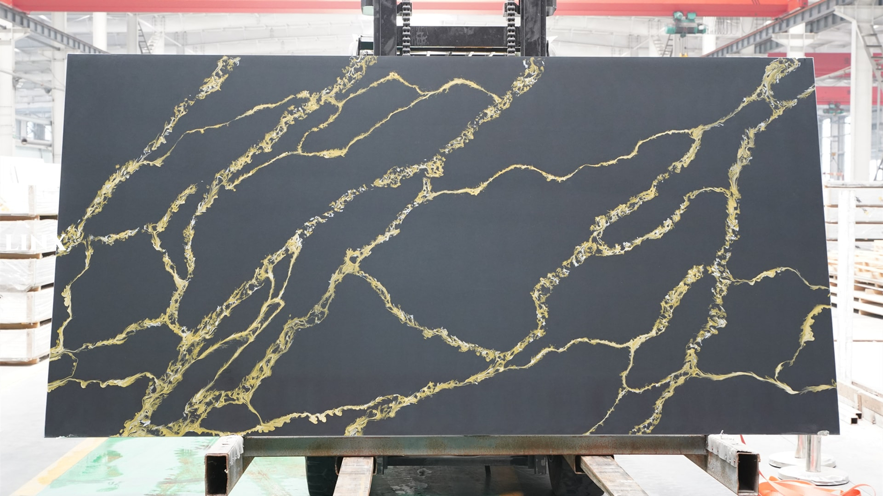 LX6719 CALACATTA BLACK QUARTZ STONE LINX SURFACES