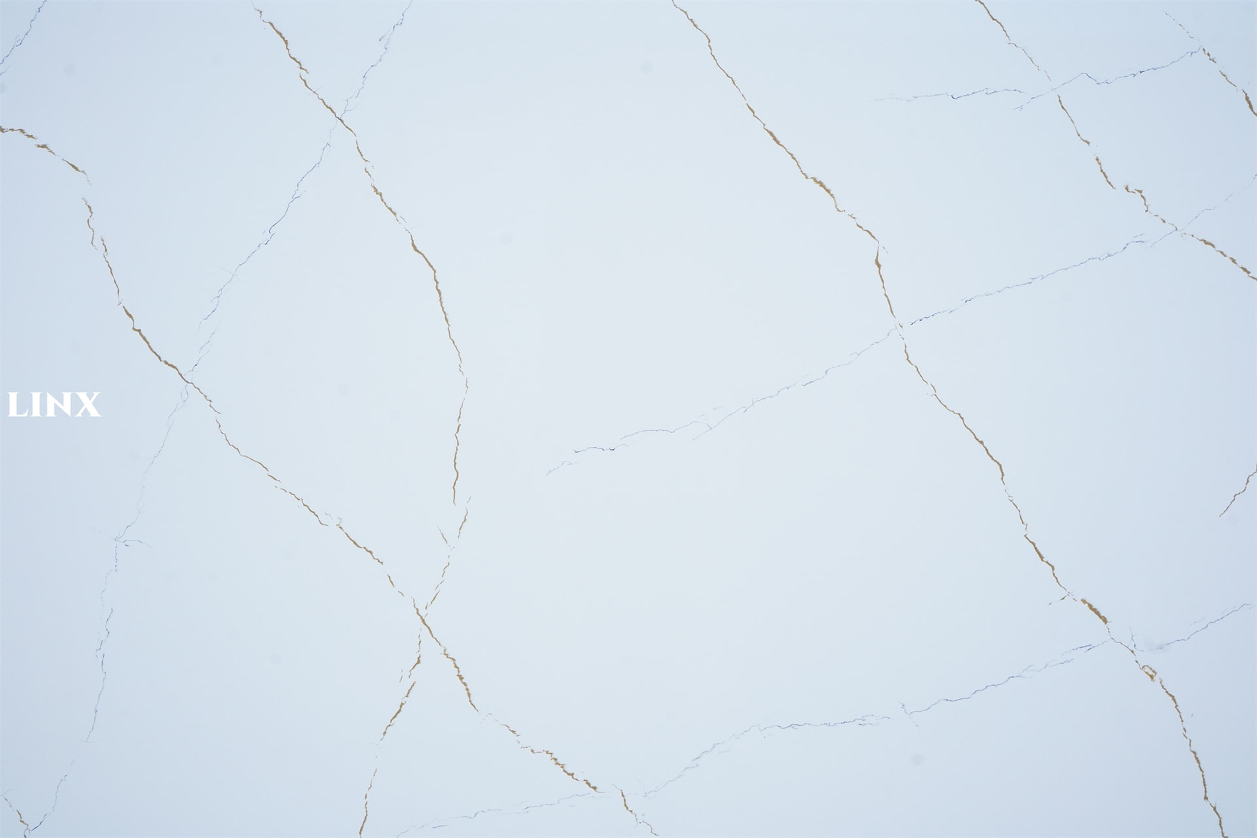 LX6723 CALACATTA GOLD QUARTZ STONE DETAIL 1 LINX SURFACES