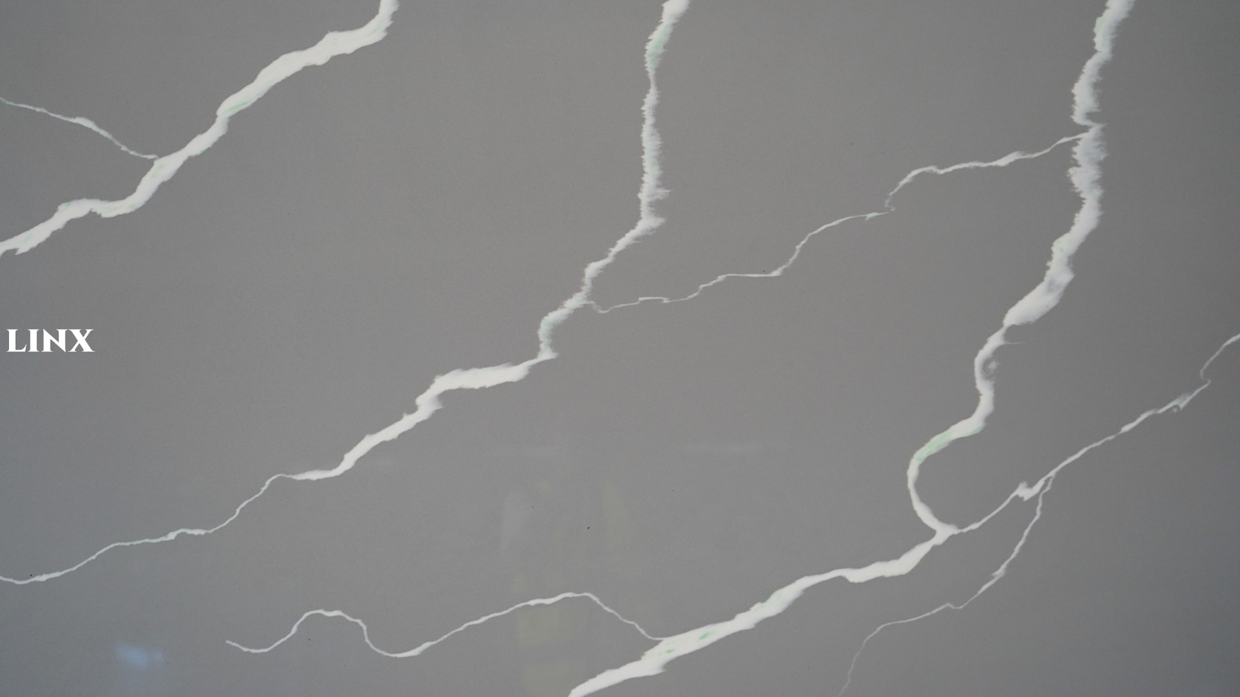 LX6823 CALACATTA GREY QUARTZ STONE CLOSE UP 1 LINX SURFACES