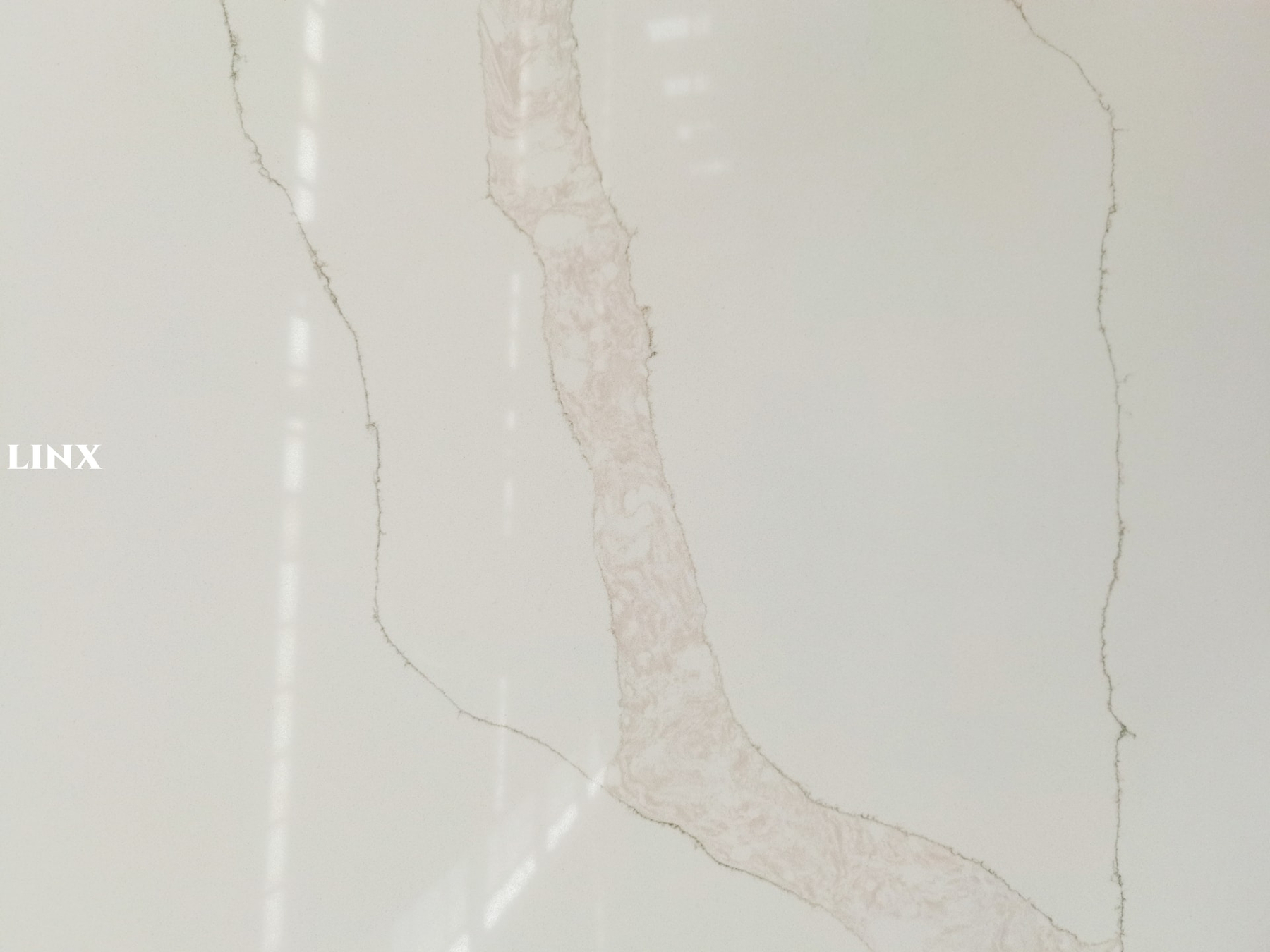 LX6855 CALACATTA WHITE QUARTZ STONE 3 LINX SURFACES
