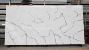 LX6898 CALACATTA WHITE QUARTZ STONE FEATURE LINX SURFACES