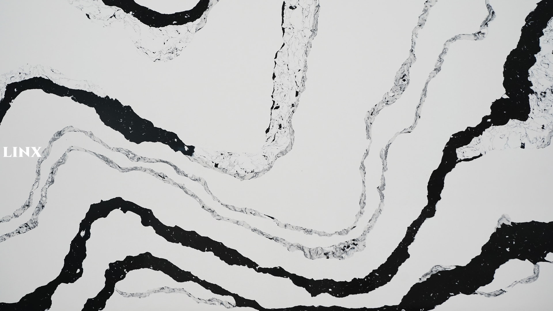 LX7000 CALACATTA BLACK VEIN QUARTZ STONE CLOSE UP 1 LINX SURFACES