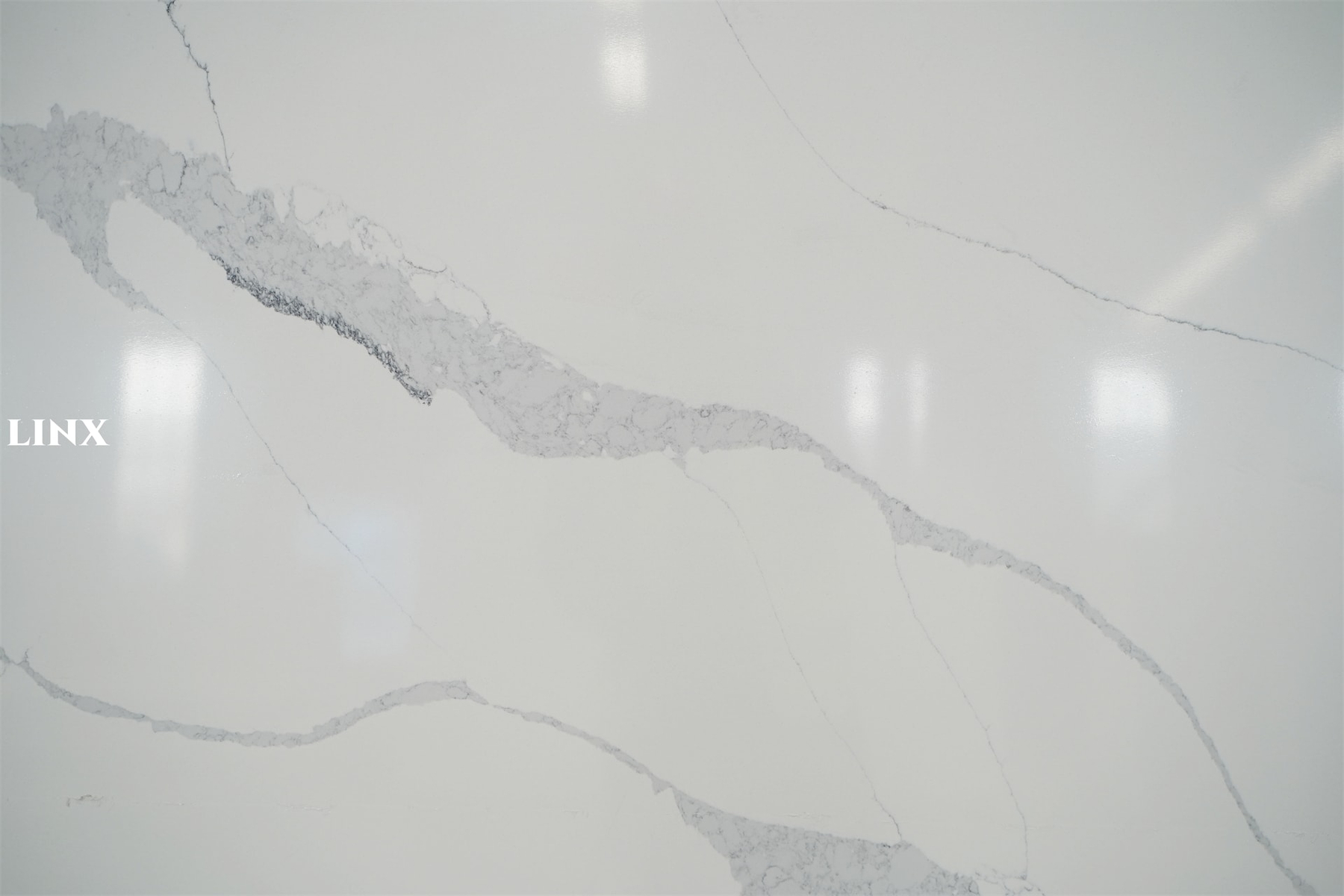 LX7234 CALACATTA WHITE QUARTZ STONE SUPER JUMBO 6 LINX SURFACES