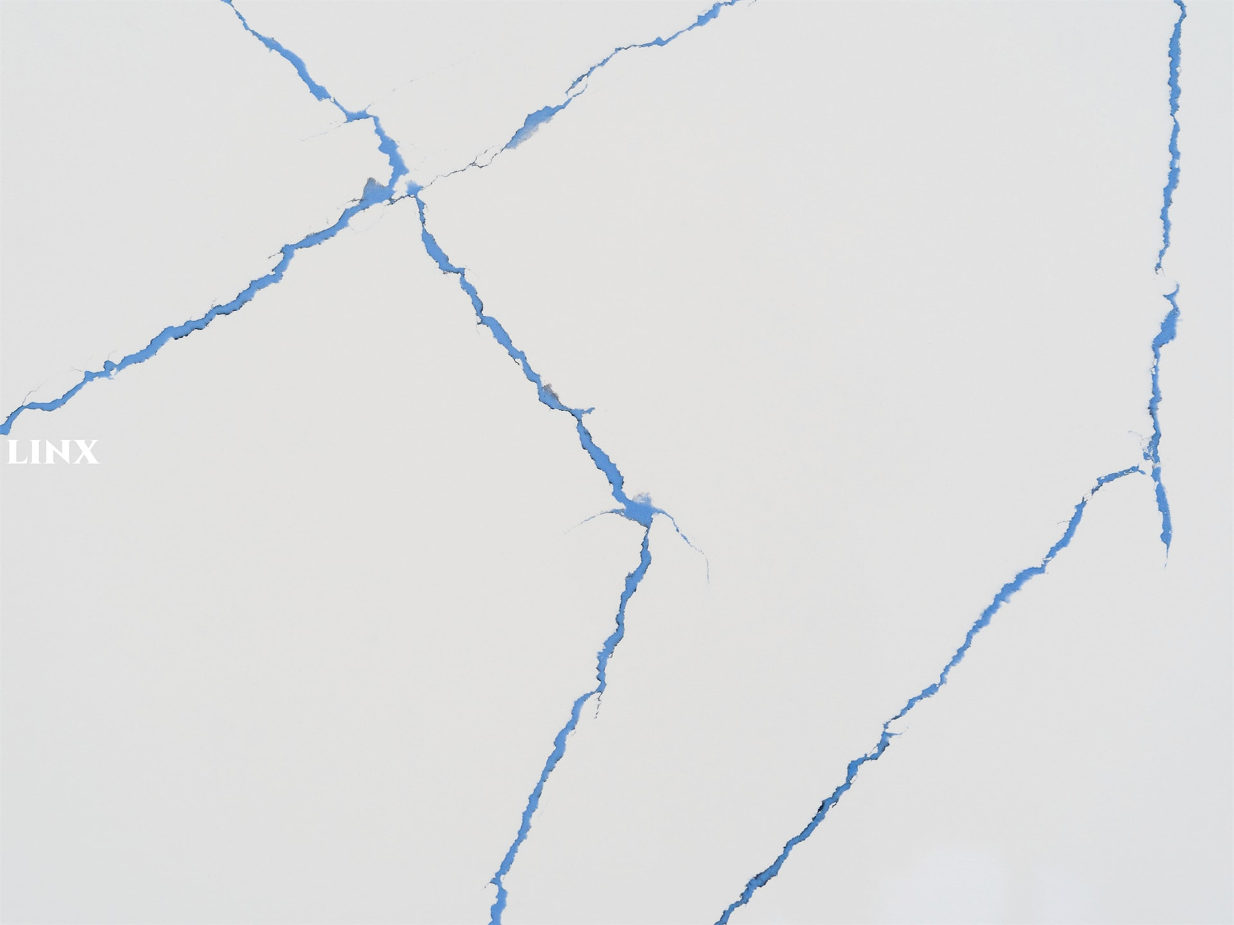 LX7281 CALACATTA WHITE QUARTZ STONE DETAIL 2 LINX SURFACES